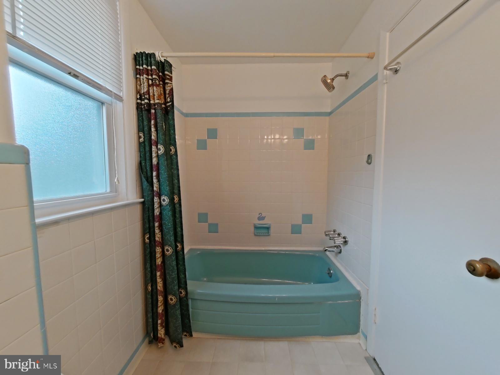 1335 Elson Road Brookhaven, PA 19015 - Photo 13 of 27 Bathroom