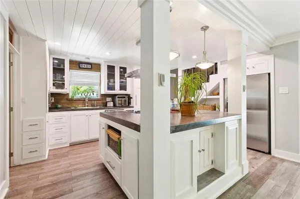$649,000 | 623 Bonnabel Boulevard, Metairie, LA 70005