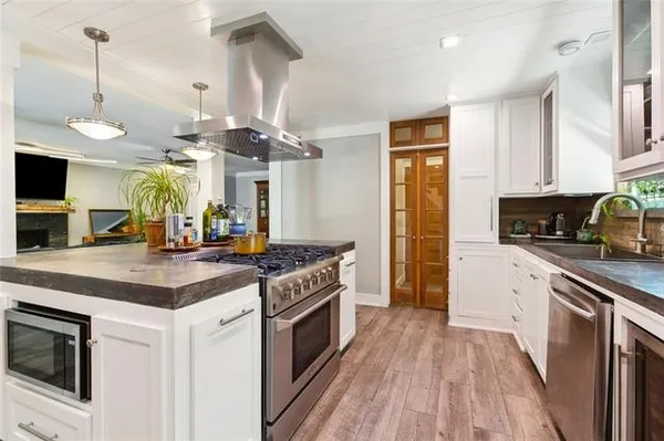 $649,000 | 623 Bonnabel Boulevard, Metairie, LA 70005