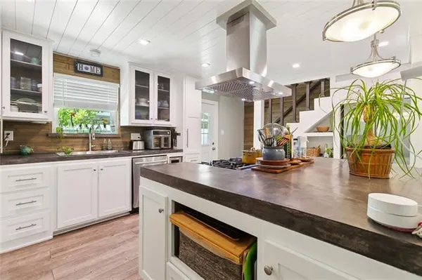 $649,000 | 623 Bonnabel Boulevard, Metairie, LA 70005
