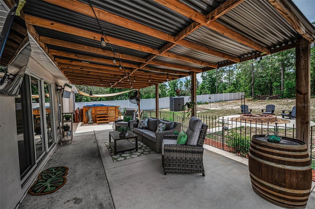 12123 Fulmar Road Weeki Wachee, FL 34614 - Photo 44 of 81
