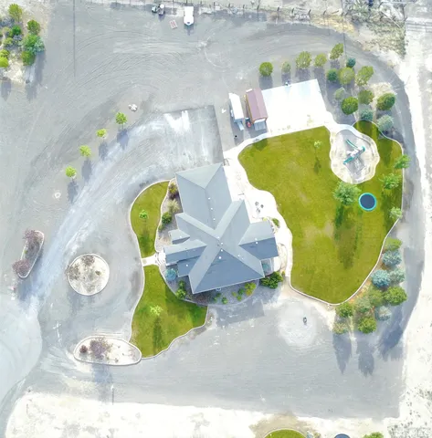 a view of a house with swimming pool