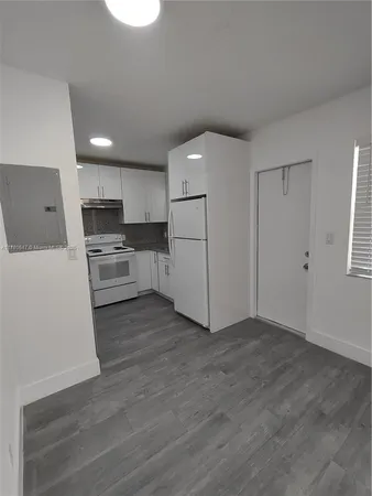 $2,200 | 1895 Venice Park Drive, Unit 16B, North Miami, FL 33181