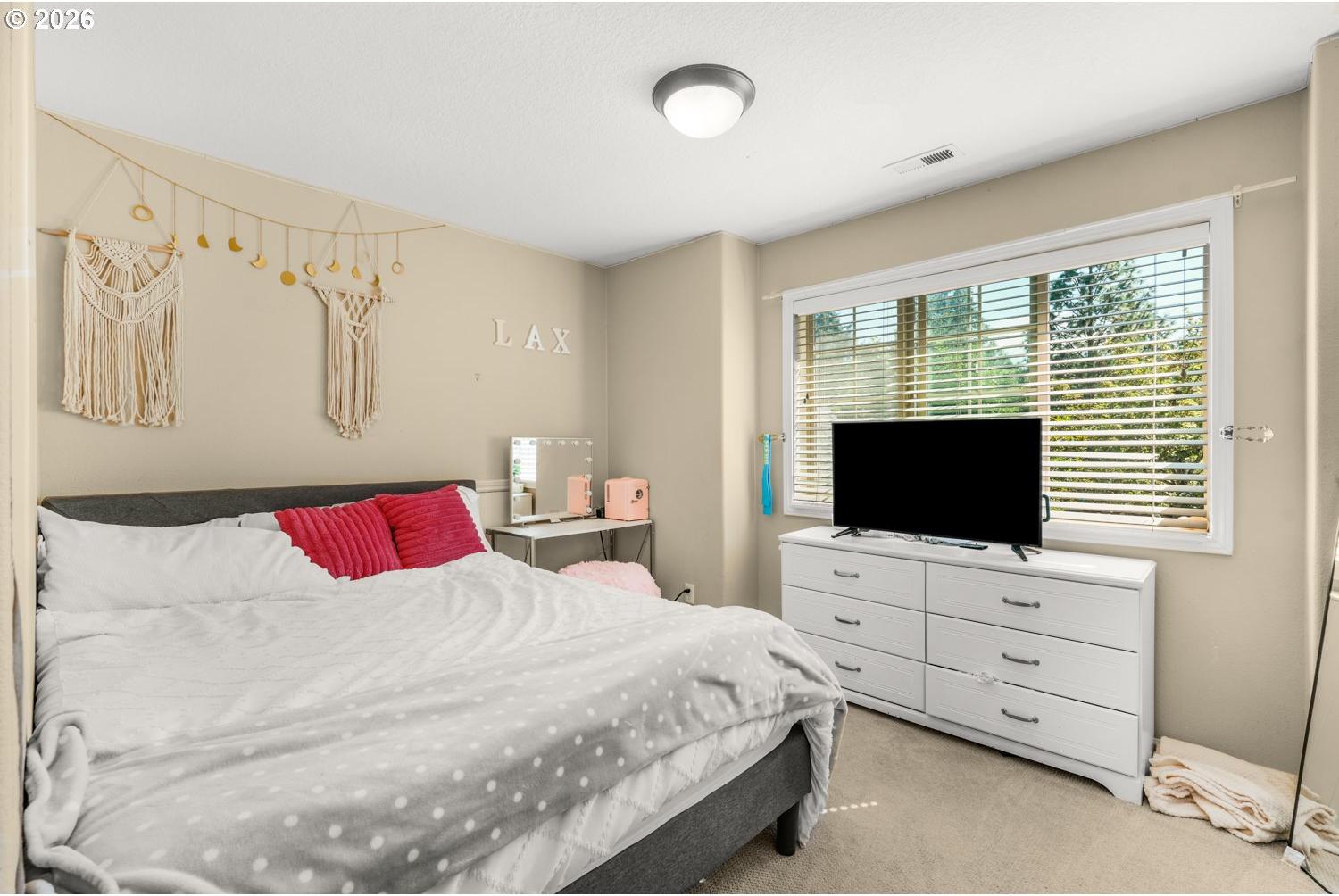 1633 Southwest Joshua Street Portland, OR 97219 - Photo 26 of 43 Gallery Image 26