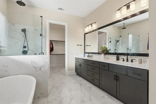 a view of a walk in closet