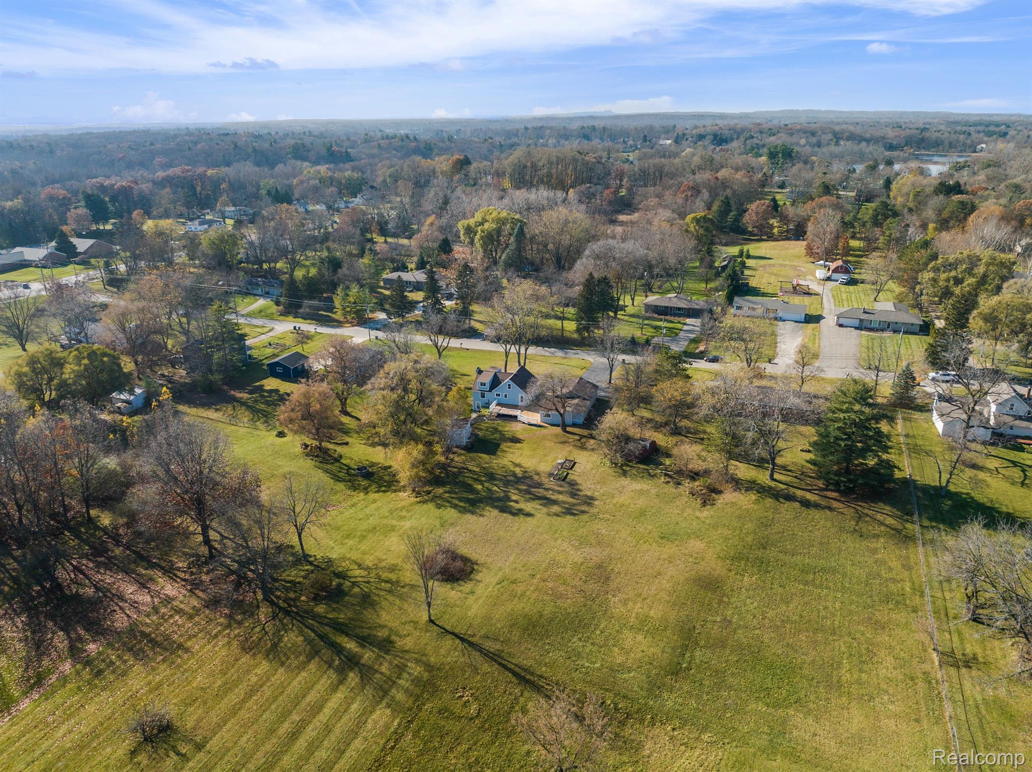 915 Hemingway Road Lake Orion, MI 48362 - Photo 54 of 57
