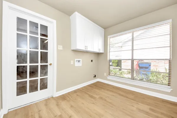 $289,900 | 205 Cole Street, Webster, TX 77598