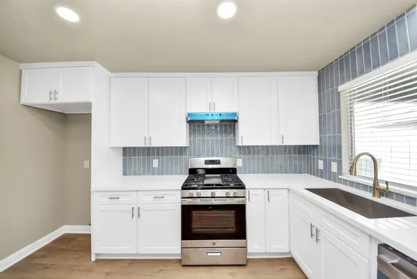$289,900 | 205 Cole Street, Webster, TX 77598