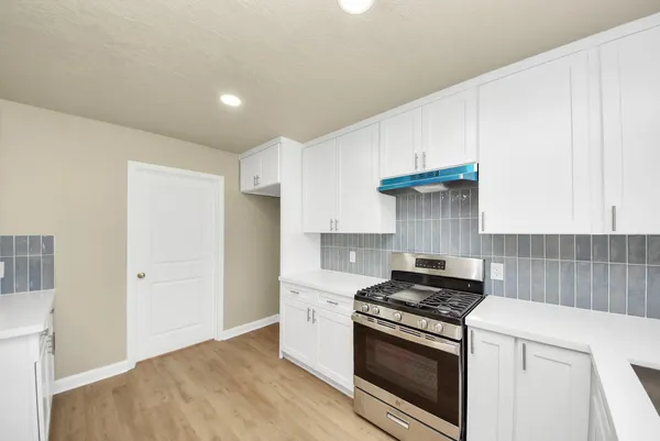 $289,900 | 205 Cole Street, Webster, TX 77598