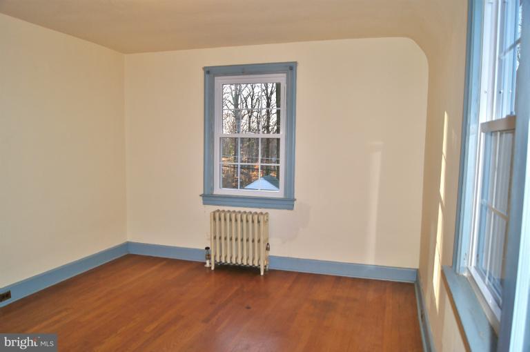 12 Somerset Road Catonsville, MD 21228 - Photo 10 of 12 Bedroom