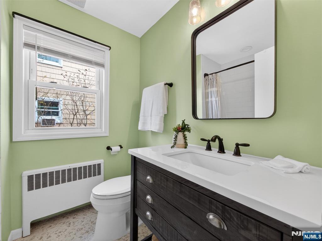 247 Steilen Avenue Ridgewood, NJ 07450 - Photo 13 of 30