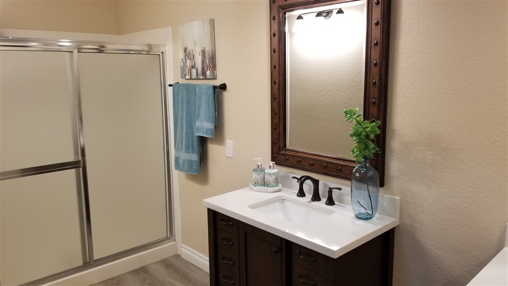 8991 Circle R View Lane Escondido, CA 92026 - Photo 13 of 25 Gallery Image 13