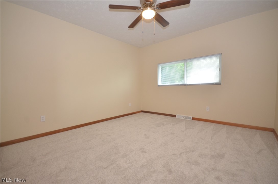 625 Hillman Road Akron, OH 44312 - Photo 15 of 39