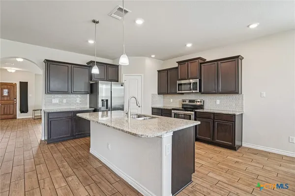 $399,000 | 5606 Fenton Lane, Belton, TX 76513