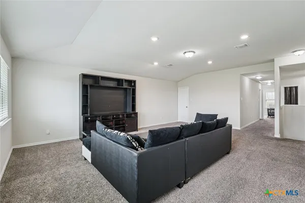 $399,000 | 5606 Fenton Lane, Belton, TX 76513