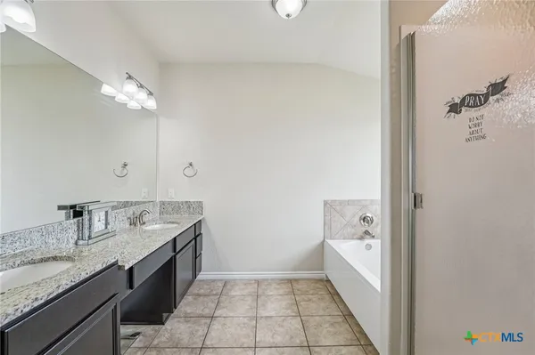 $399,000 | 5606 Fenton Lane, Belton, TX 76513