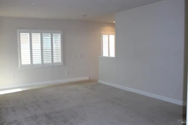 $899,000 | 5020 King Place, Rohnert Park, CA 94928