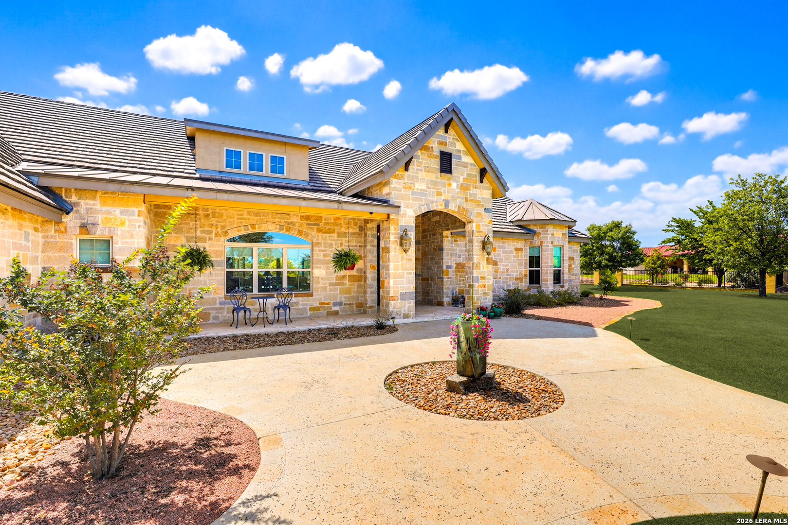 3704 Club View Court Kerrville, TX 78028 - Photo 4 of 50