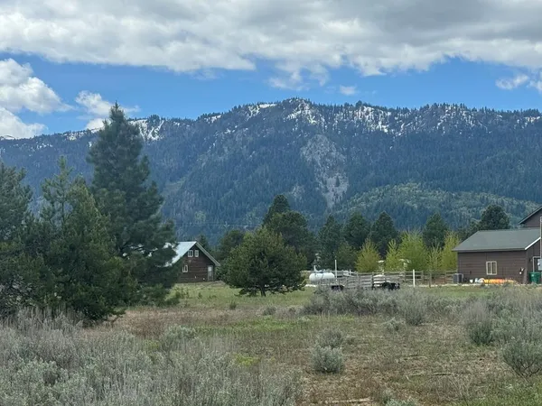 $214,900 | 13149 Cameron Drive, Unit 9, Donnelly, ID 83615