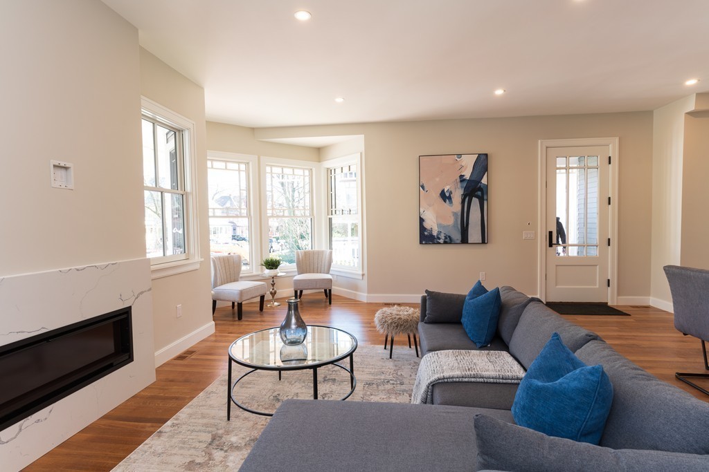 82 Toxteth Street, Unit 1 Brookline, MA 02446 - Photo 9 of 14 Gallery Image 9