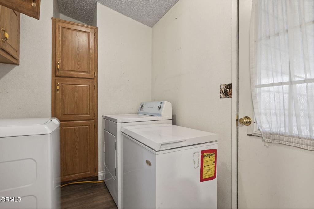 2177 Robin Avenue, Unit 2177A Oxnard, CA 93033 - Photo 19 of 28 a utility room with dryer and washer