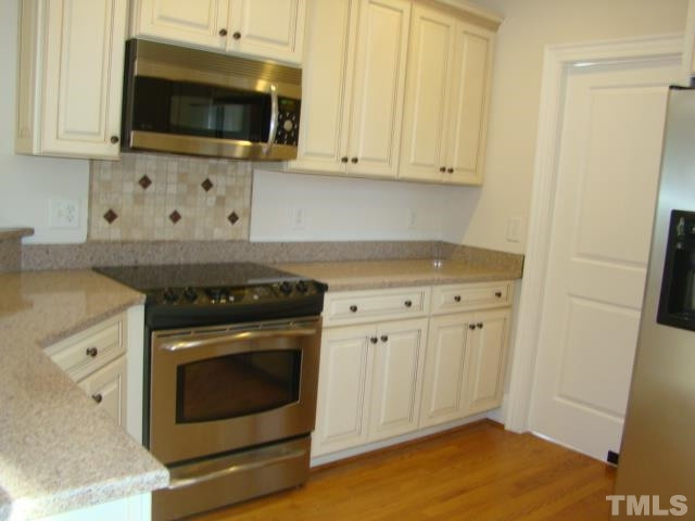 3517 Blue Ridge Road Raleigh, NC 27612 - Photo 5 of 16 Kitchen