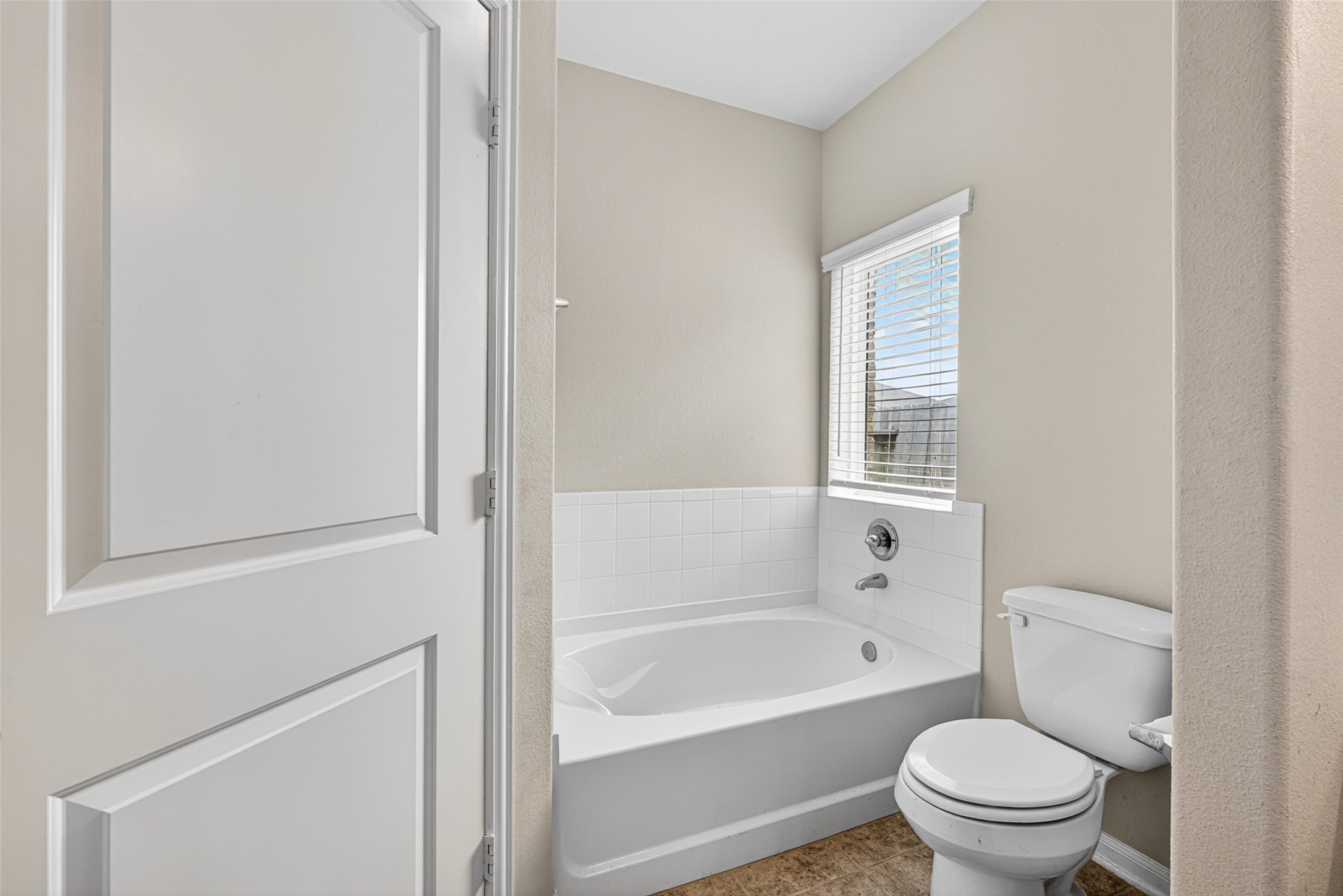 2429 Abbot Brk Drive Rosharon, TX 77583 - Photo 25 of 43
