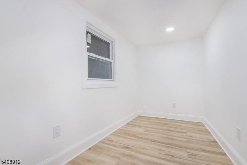 168 North Main Street Paterson, NJ 07522 - Photo 20 of 27