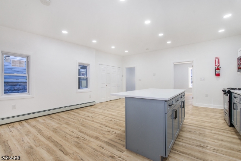 168 North Main Street Paterson, NJ 07522 - Photo 6 of 27