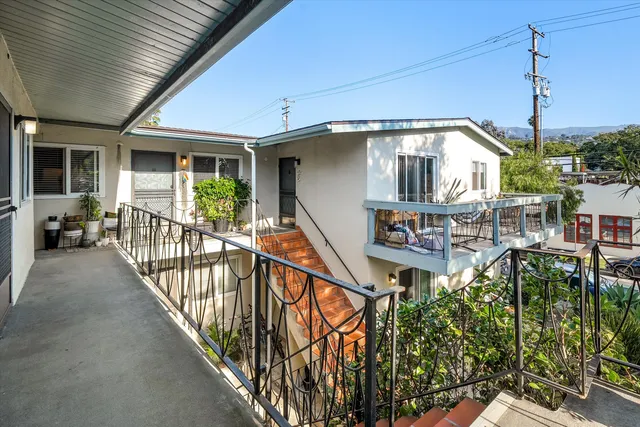 $3,950,000 | 333 East Carrillo Street, Santa Barbara, CA 93101