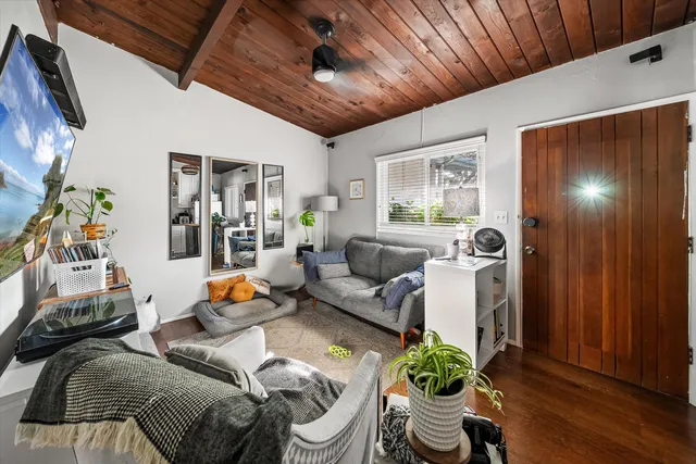 $3,950,000 | 333 East Carrillo Street, Santa Barbara, CA 93101