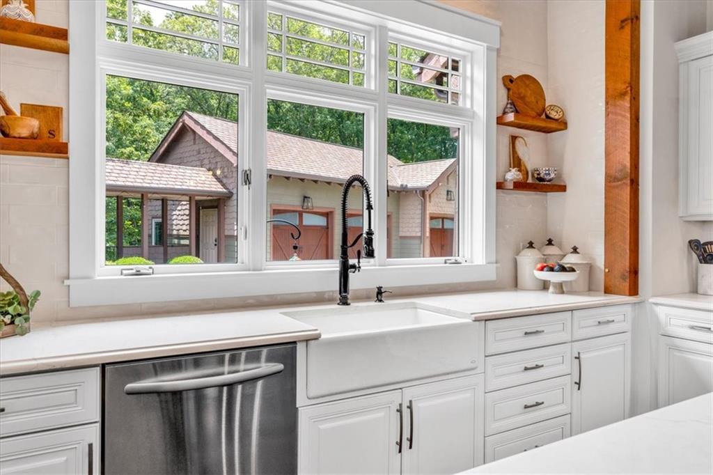 52 Waterside Drive Southeast Cartersville, GA 30121 - Photo 7 of 110