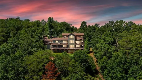 $1,550,000 | 52 Waterside Drive Southeast, Cartersville, GA 30121