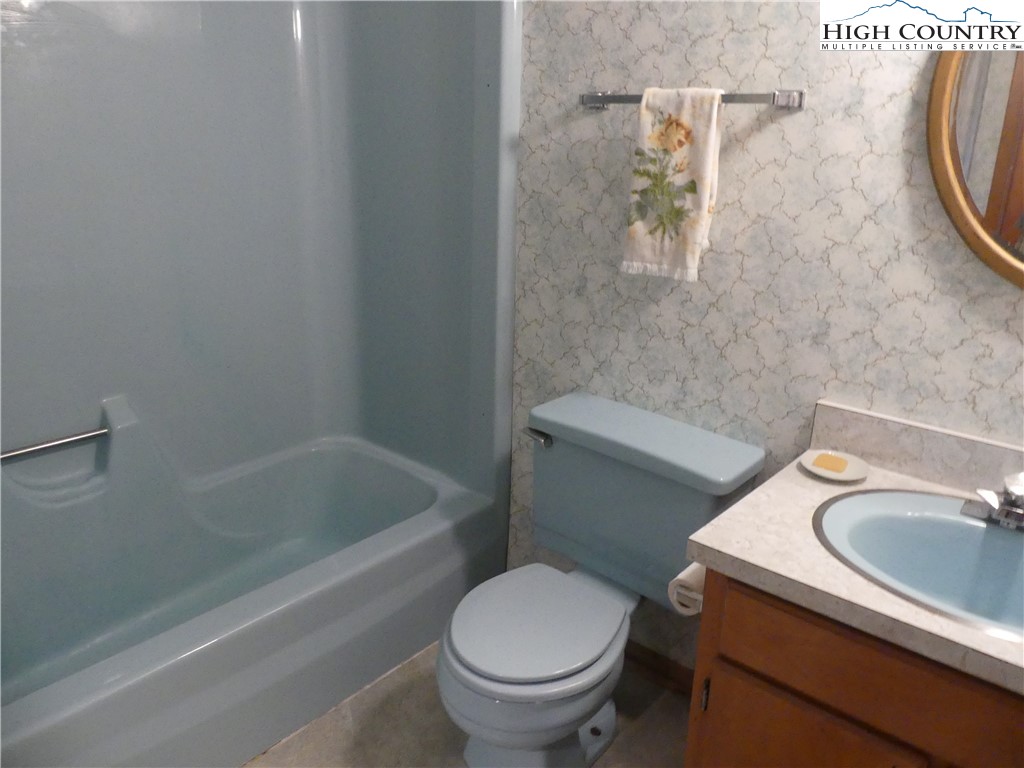 260 Rustic Ridge Boone, NC 28607 - Photo 10 of 30 Gallery Image 10