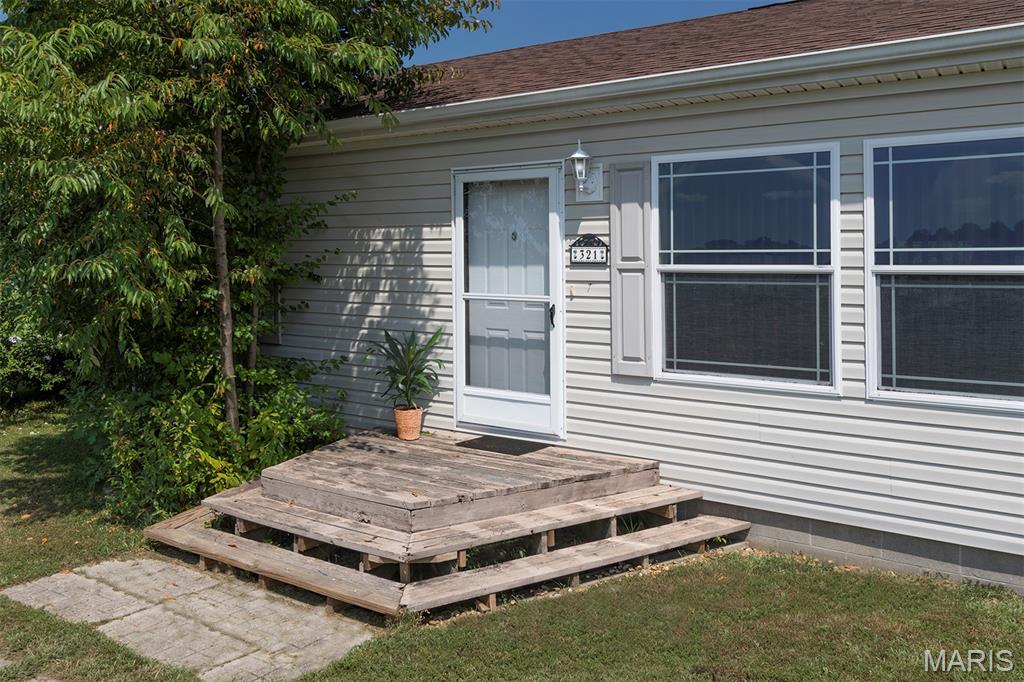 321 Sunset Drive Sparta, IL 62286 - Photo 5 of 51