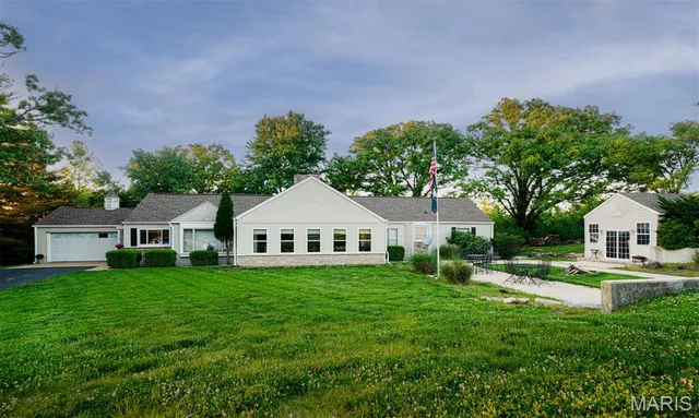 $699,900 | 13600 County Road 7040, Rolla, MO 65401