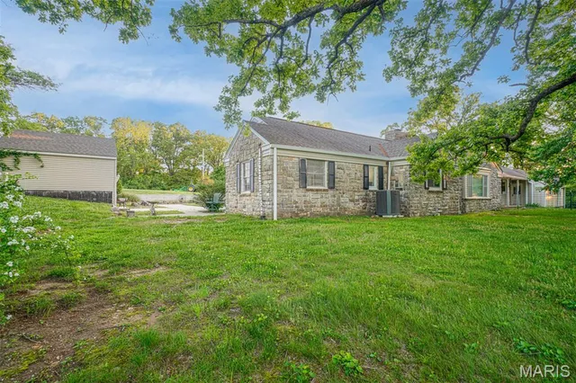 $699,900 | 13600 County Road 7040, Rolla, MO 65401