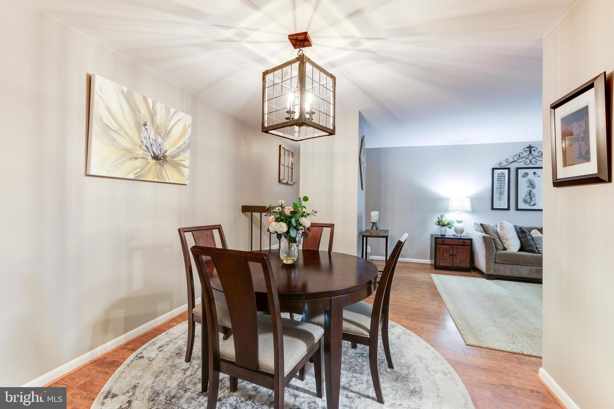 11244 Chestnut Grove Square, Unit 255 Reston, VA 20190 - Photo 10 of 37 Separate dining area
