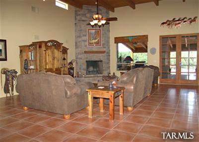 11061 East Tanque Verde Road Tucson, AZ 85749 - Photo 2 of 22