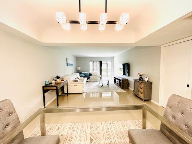 23370 Carolwood Lane Boca Raton, FL 33428 - Photo 5 of 16 IMG_6428