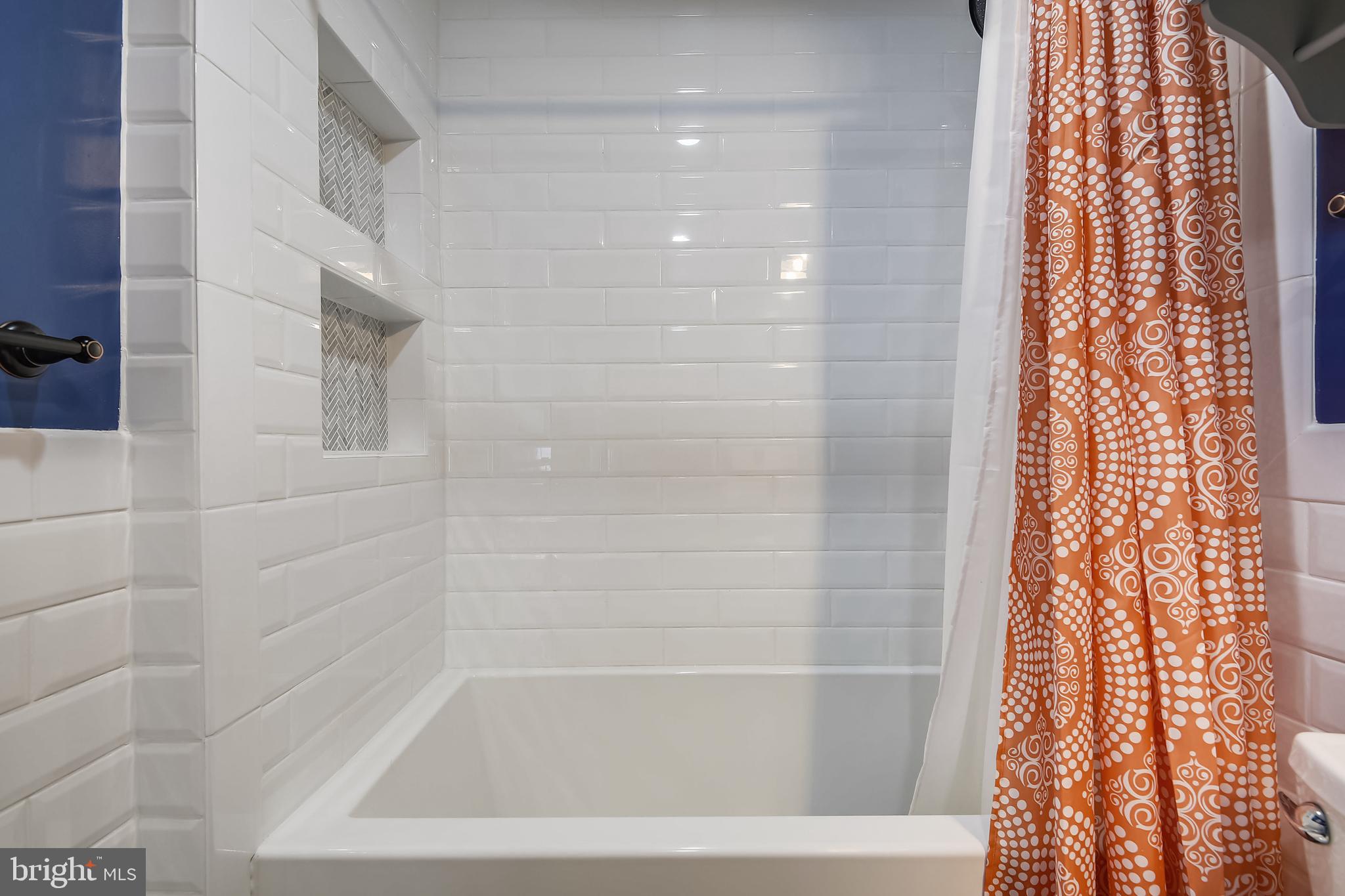 5603 Tramore Road Baltimore, MD 21214 - Photo 15 of 30 Updated full bathroom