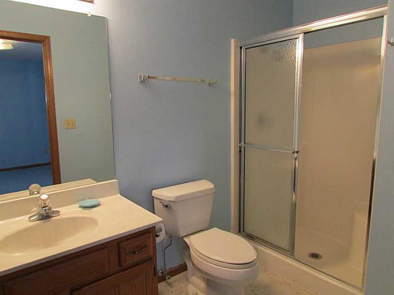 3226 Plum Tree Court, Unit 98 Springfield, OH 45503 - Photo 8 of 25