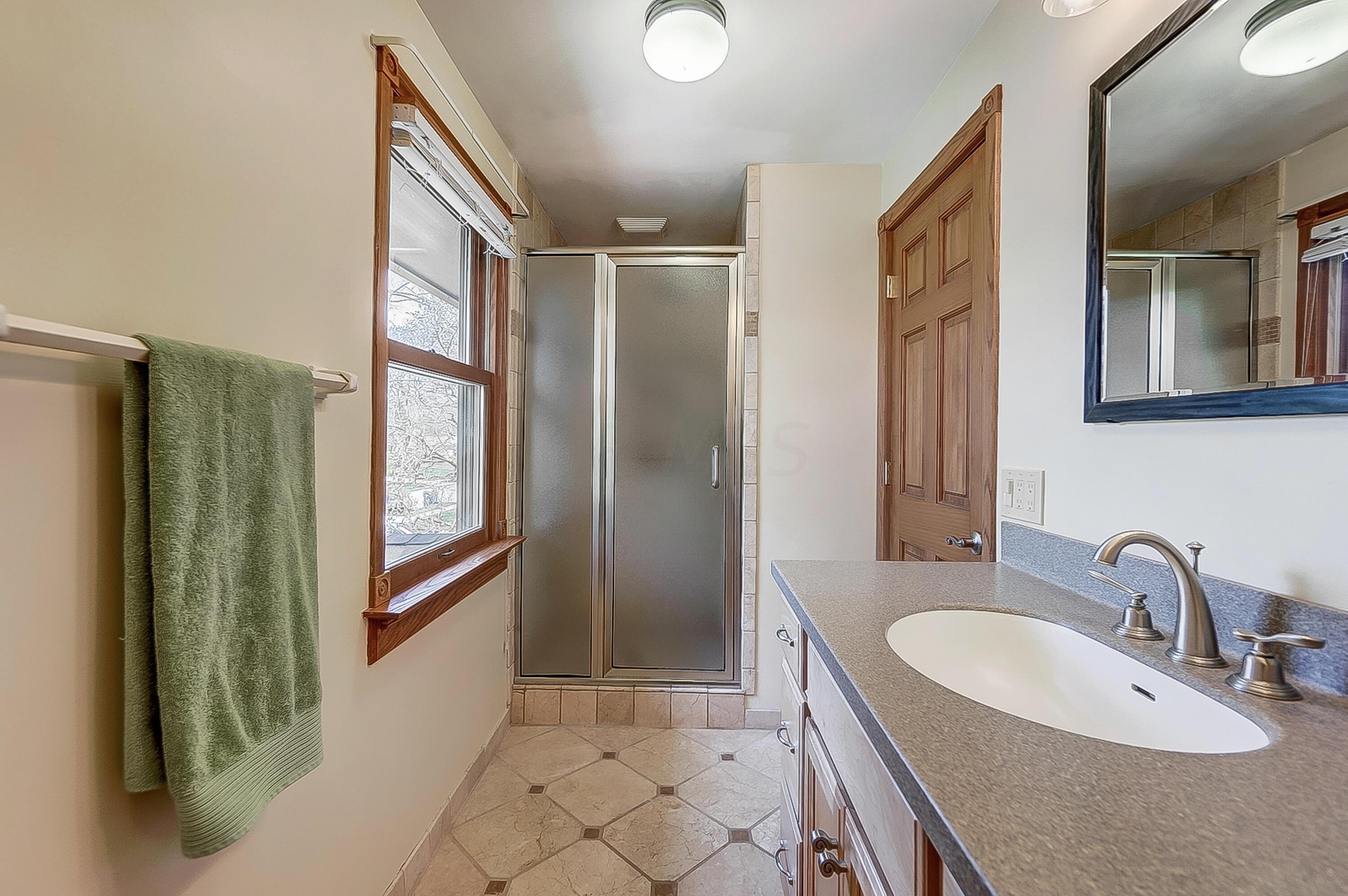 2936 Halstead Road Upper Arlington, OH 43221 - Photo 48 of 76 50035683-050_hq