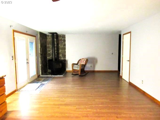 150 Southeast Palmblad Drive Gresham, OR 97080 - Photo 14 of 36 a living room with furniture and a gym machine