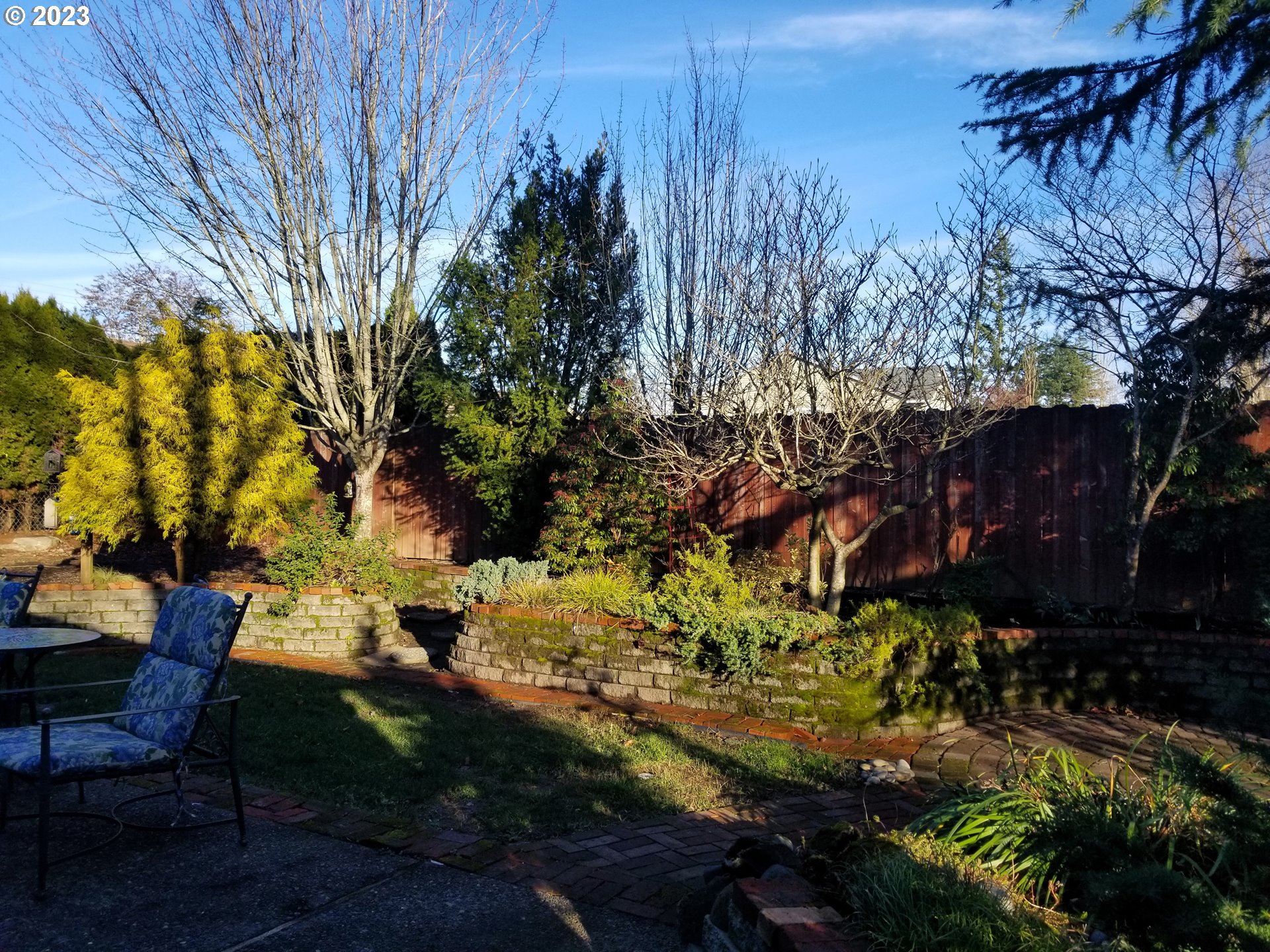 150 Southeast Palmblad Drive Gresham, OR 97080 - Photo 36 of 36 a backyard of a house with outdoor seating