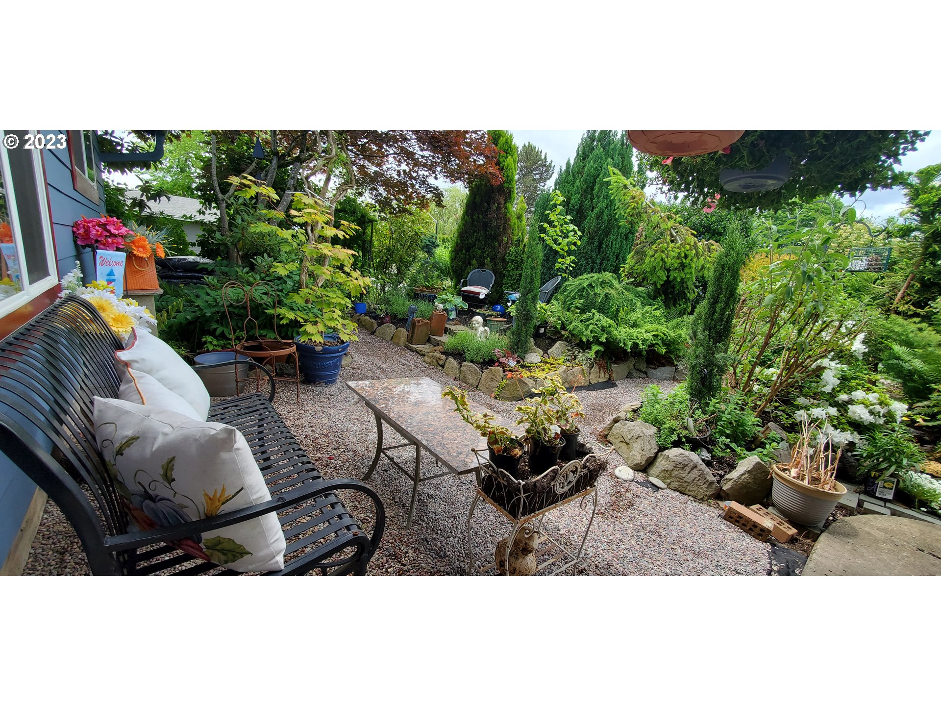 150 Southeast Palmblad Drive Gresham, OR 97080 - Photo 6 of 36 a view of yard with seating space