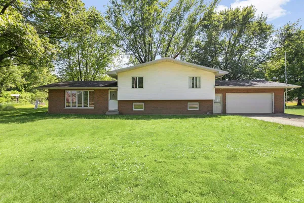 $310,000 | 30508 County Road 22, Elkhart, IN 46517