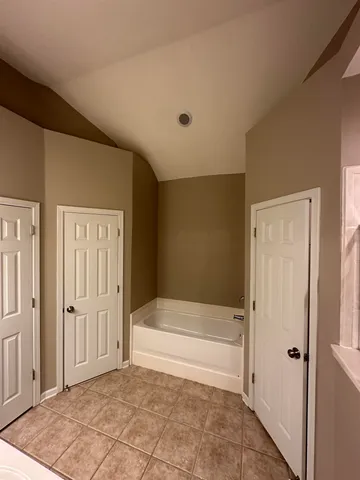 $2,275 | 1354 Island Place East, Memphis, TN 38103