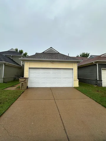 $2,395 | 1354 Island Place East, Memphis, TN 38103