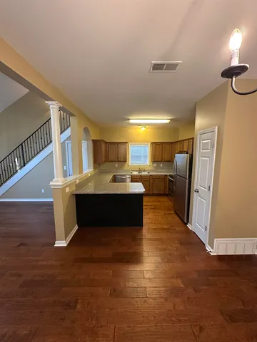 $2,275 | 1354 Island Place East, Memphis, TN 38103